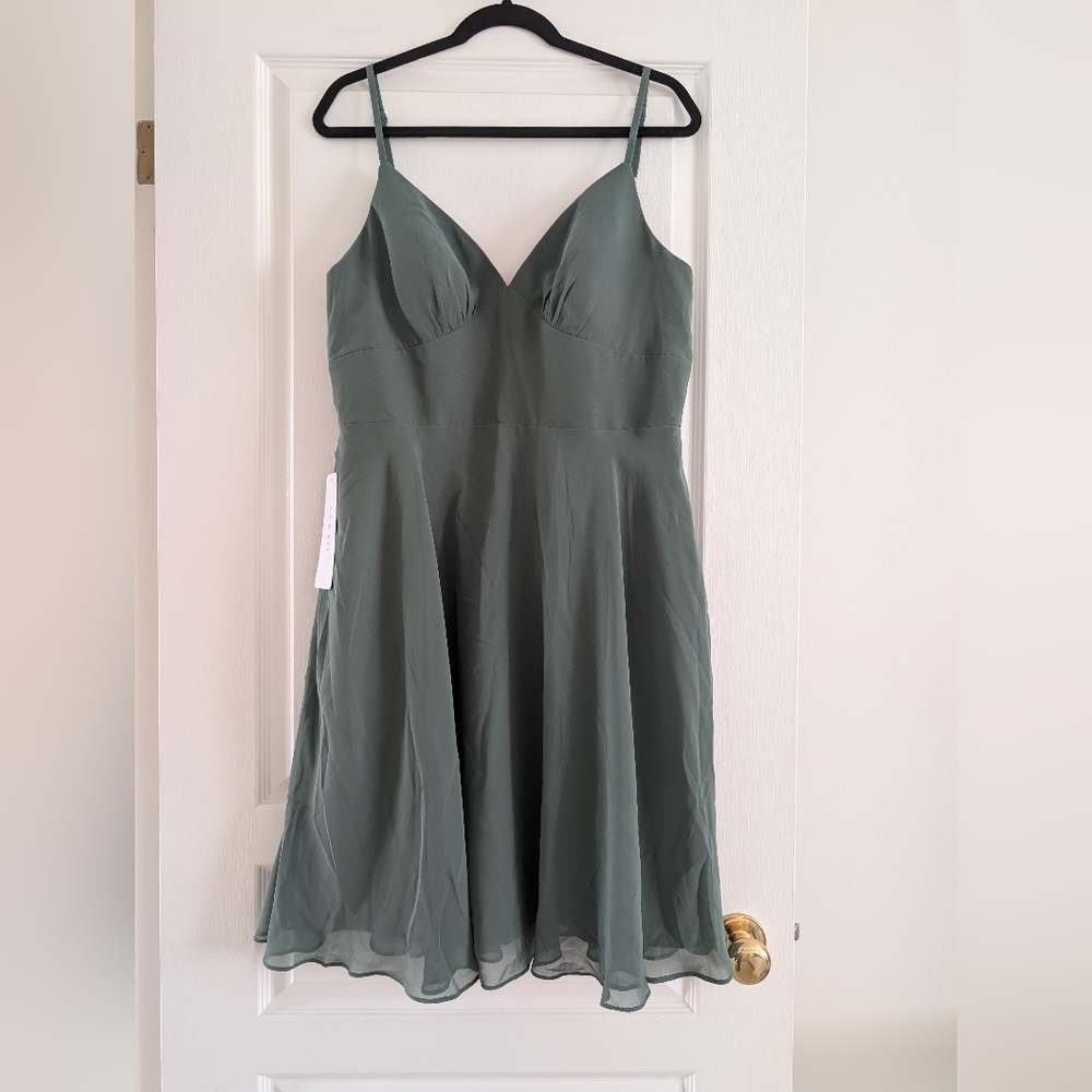 BNWT Azazie Dress in Sage Green